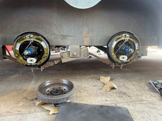 Electric trailer brakes