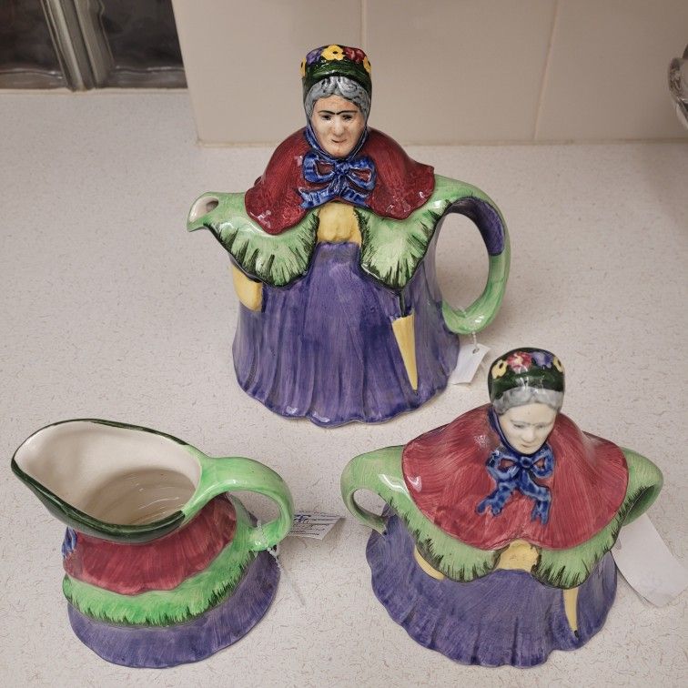 Rare Set Of Little Old Lady Teapot With Creamer And Sugar Bowls