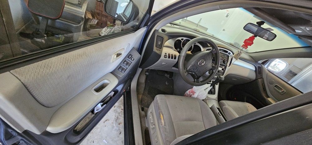 2005 TOYOTA HYLANDER 