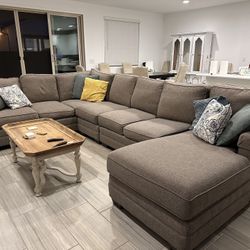 Living Room U Shaped Sofa From Bassett