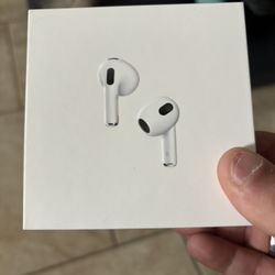 Air Pods 3s Perfect Condition 