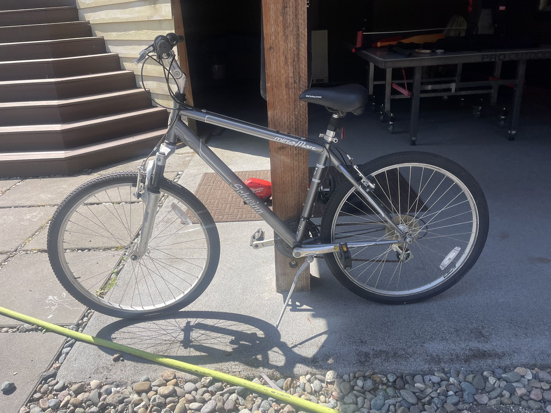 SCHWINN BICYCLE 10 SPEED!!!