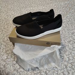 New Clarks Cloudsteppers Shoes