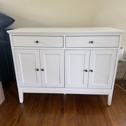 Buffet tables, sideboards & buffet cabinets