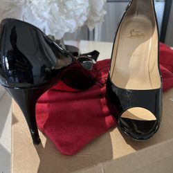 AUTHENTIC Christian Louboutin 