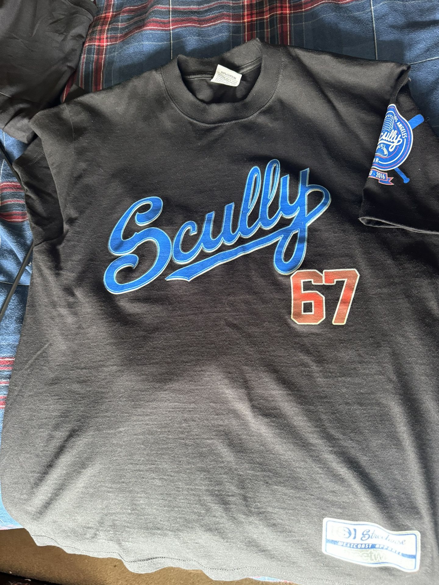 Streetwise Vin Scully Heavyweight Tee. Large