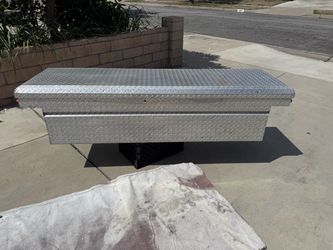 WEATHER GUARD TOOL BOX