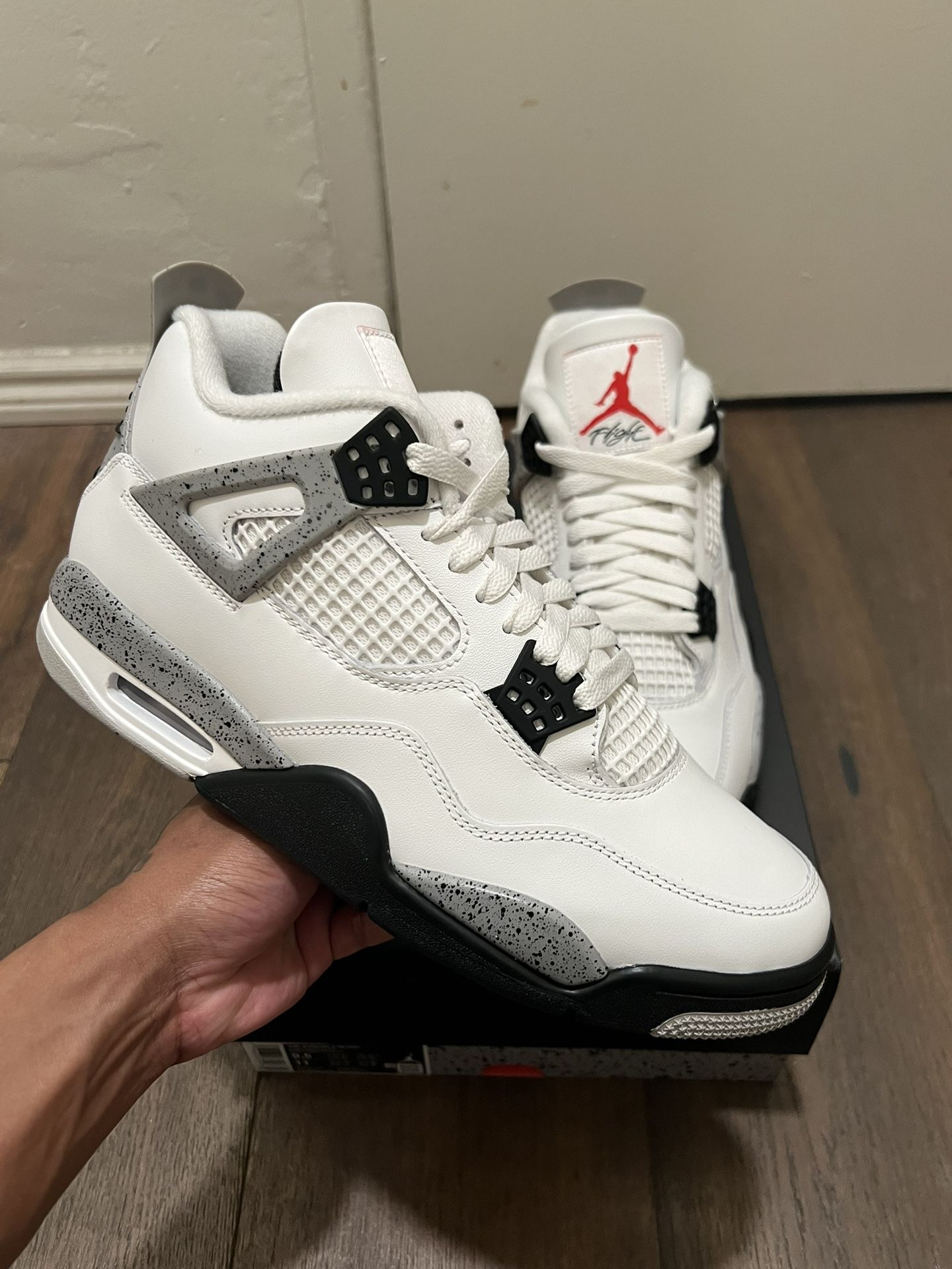 Jordan 4 Retro “White Cement” Size 9.5