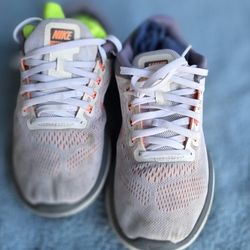 Nike 7.5 Woman 