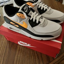 Nike Air Max. 90. Men’s Size 10.5. Laser Orange/White/Black. Brand New In Mint Condition. 