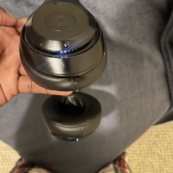 Beats Studio 3 (Noise Cancellation)