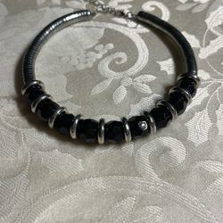 CHOCKER NECKLACE 