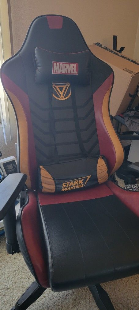 Gaming Chair/Desk- Silla