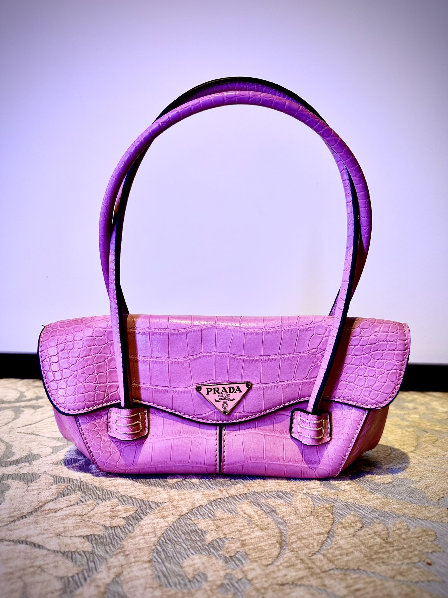 Beautiful quality small pink handbag L10xW3.5xH5 inch Lbs 0.9