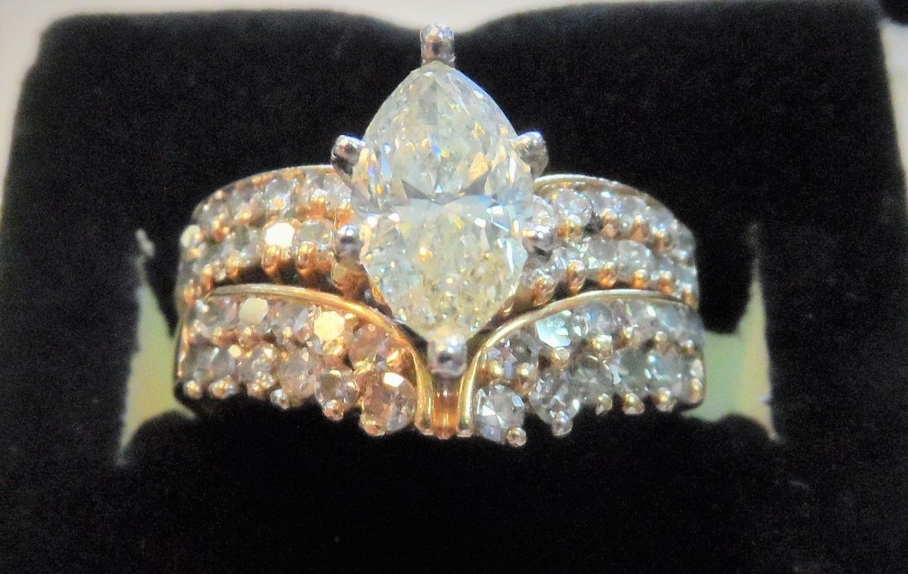 14K GOLD 2CT DIAMOND MARQUES LADIES RING