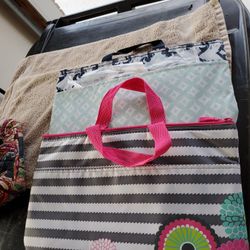 Insulated Thirty One Lunch Totes. Zip. Each