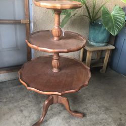 Antique 3 Tower Table 