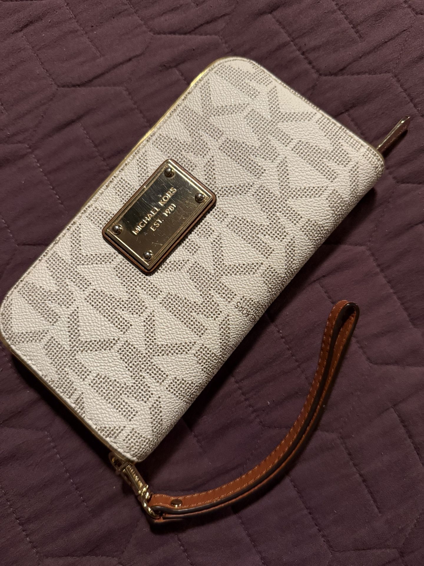 Michael Kors Smartphone Wallet 