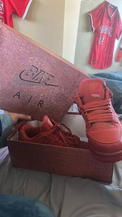 Air Jordan 4 retro discontinued SIZE 13!!!