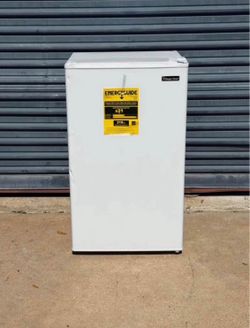 3.3 cu. ft. Mini Fridge in White