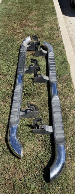 OEM GMC Running Board / Step – Factory Take‑Off – Genuine GM Part