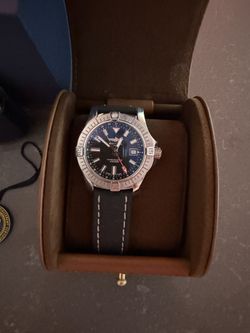 BREITLING Avenger 43 Automatic Blue Dial Watch ( 100% Authentic Purchased From Costco)