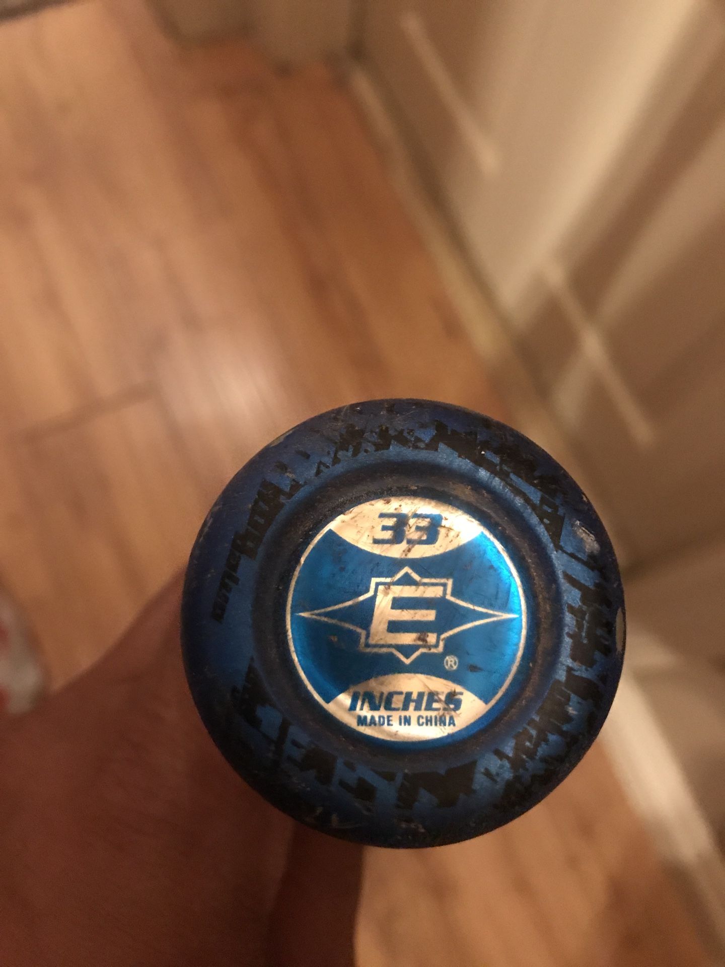 Easton Omen baseball bat 33/30 -3 BBCOR