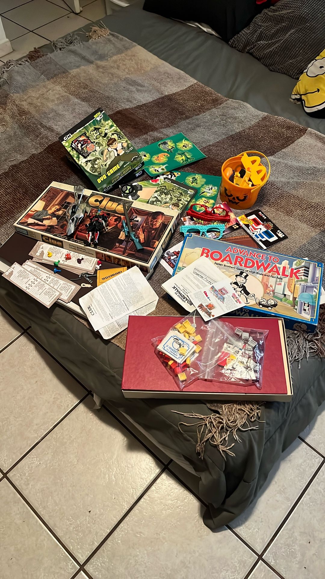 Toys.  Everything Is Complete.  