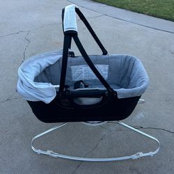 Orbit Baby Bassinet And Rocker