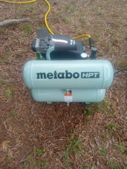 Metabo HPT 135 max psi 4 gal tank