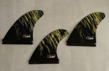 MFC V2 Carbon Surfboard Fins - Large