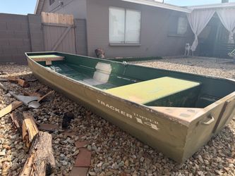 Topper Tracker 14 Jon boat