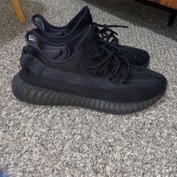 Onyx Yeezy 350 (r3ps)