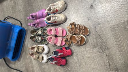 15 Dollars For All Them Size 6 And Size 6.5 