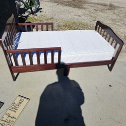Toddler Bed With Side Railing And Waterproof Mattress 