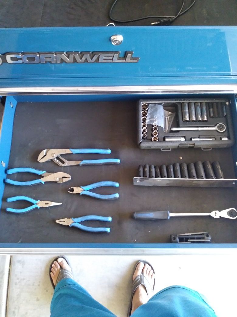 Cornwell tool cart with Cornwell and other name brand tools for Sale in