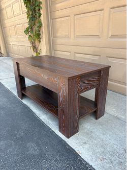 BRAND NEW Wooden Lift-Top Coffee Table with Storage – Mint Condition