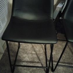 2 Chairs