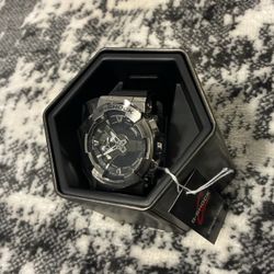 $100 BRAND NEW G-SHOCK METAL WATCH! PRICE NEGOTIABLE!