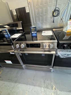 Lg slide-in electric stove
