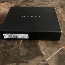 Guess Wallet 