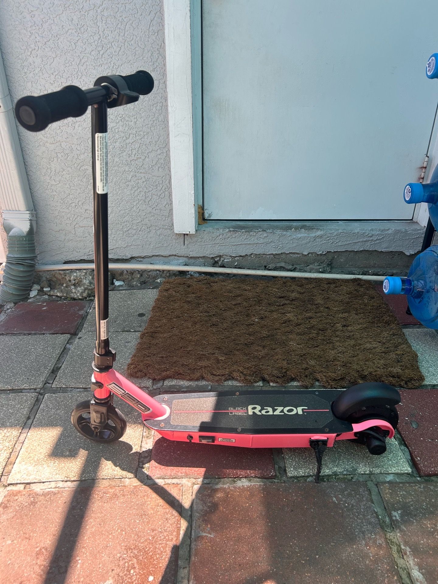 Electric scooter