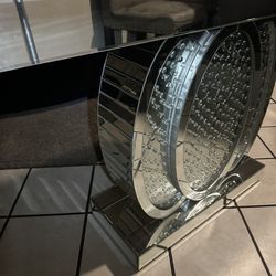 Mirror elegant table