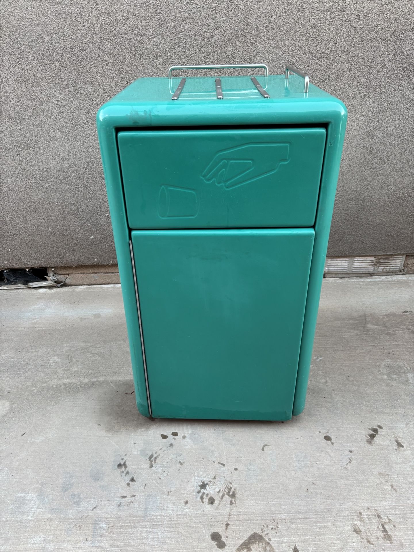 Trash Can Bin