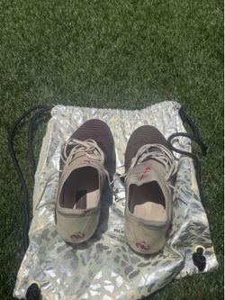 Soccer cleats