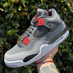 Jordan 4 Infrared