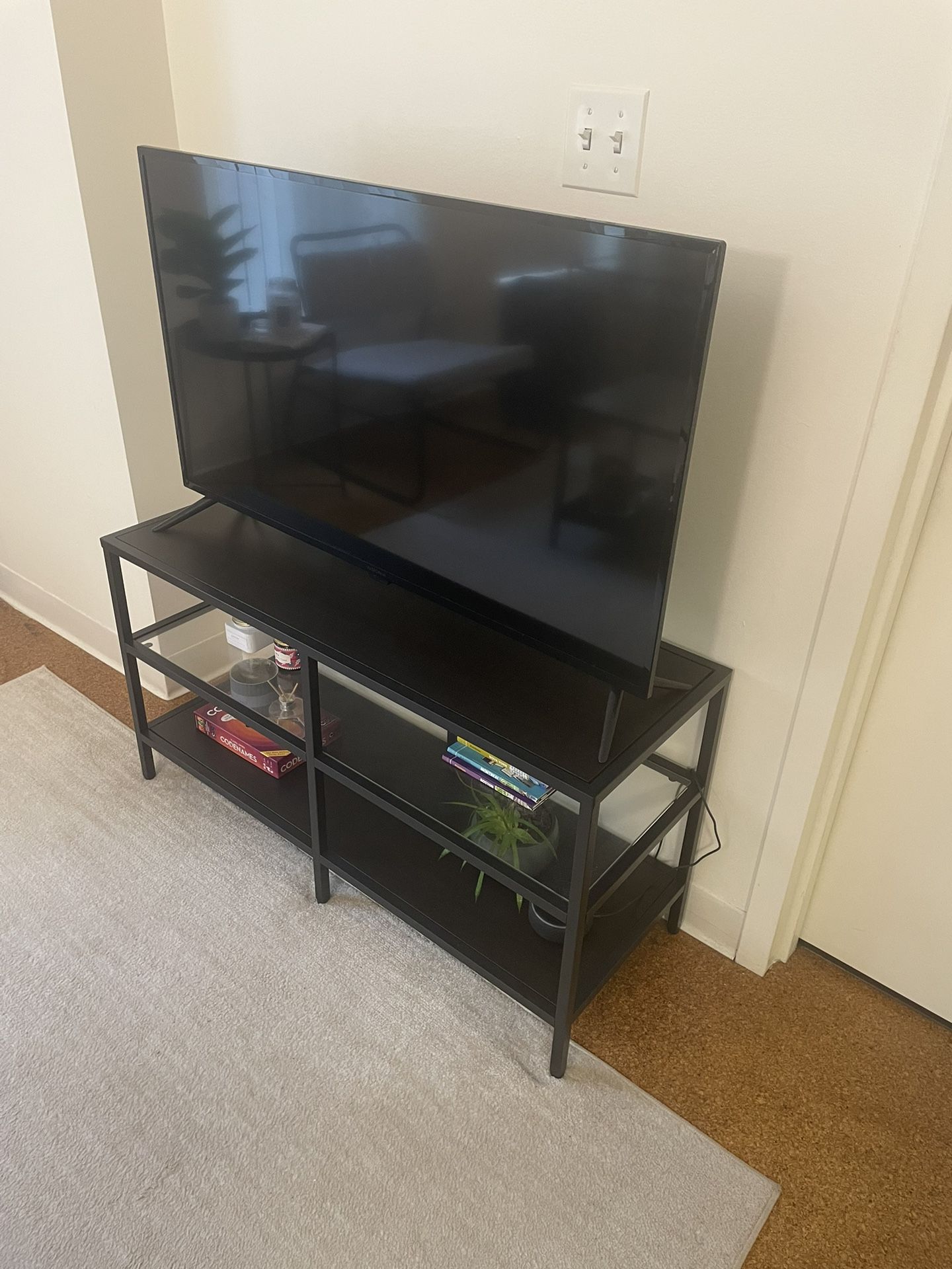 TV Stand IKEA VITTSJÖ