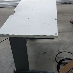 Sit Down Stand Up Manual Desk