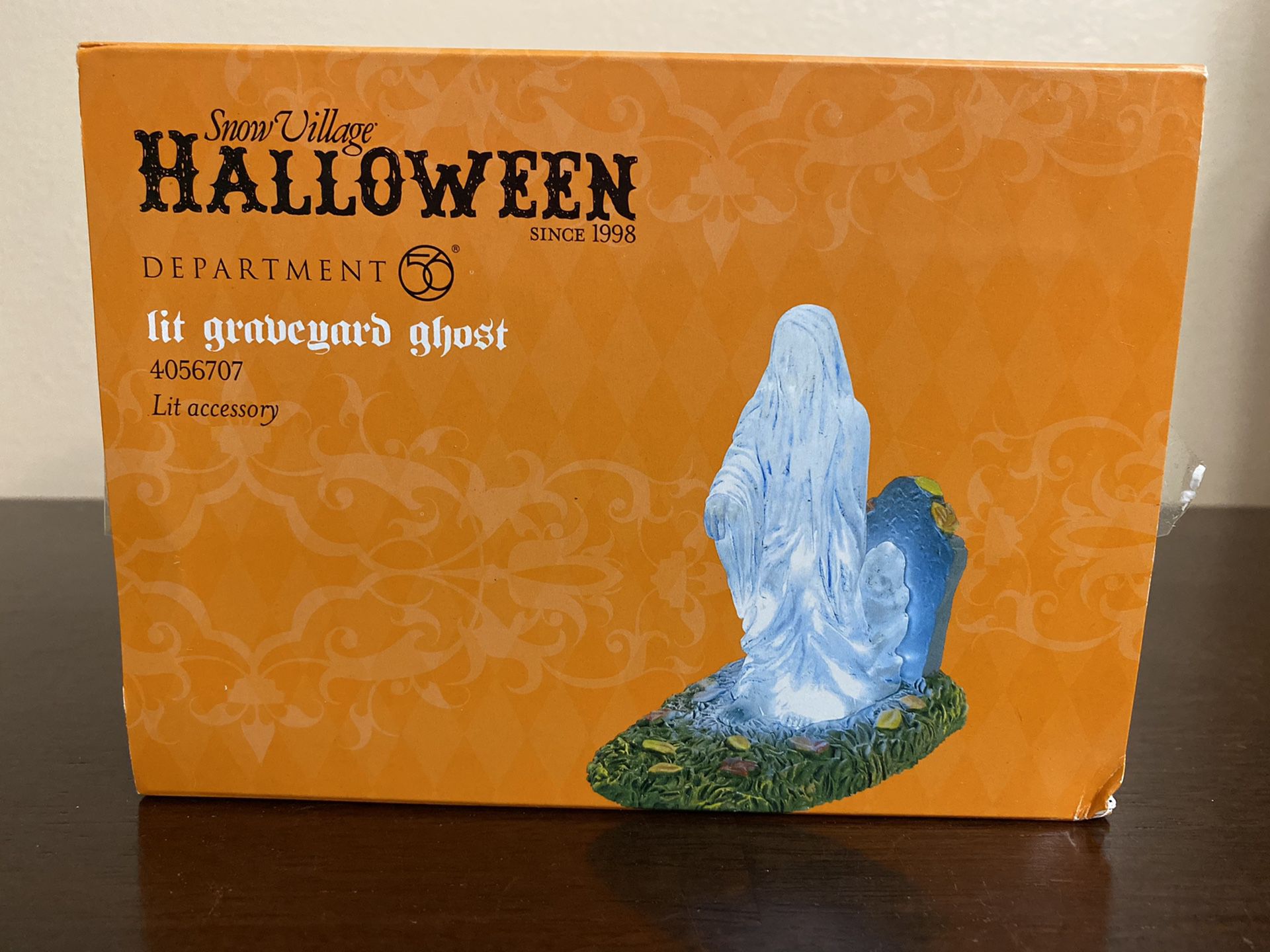 Lit Graveyard Ghost-Dept 56 Halloween