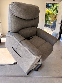 Power Lift Reclining Chair